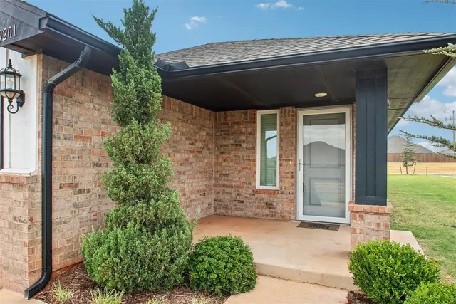 Photo 5 — 9201 SW 45th Terrace, Oklahoma City, OK 73179