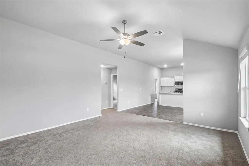 Photo 6 — 9201 SW 45th Terrace, Oklahoma City, OK 73179
