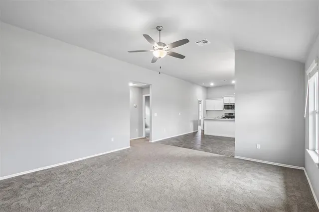 Photo 6 — 9201 SW 45th Terrace, Oklahoma City, OK 73179