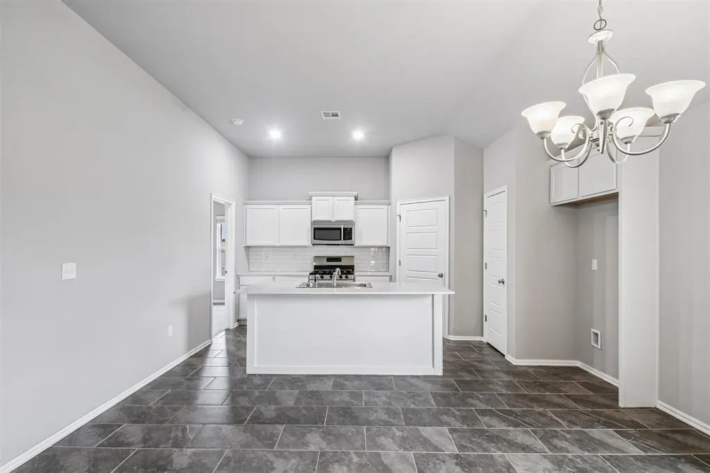 Photo 11 — 9201 SW 45th Terrace, Oklahoma City, OK 73179