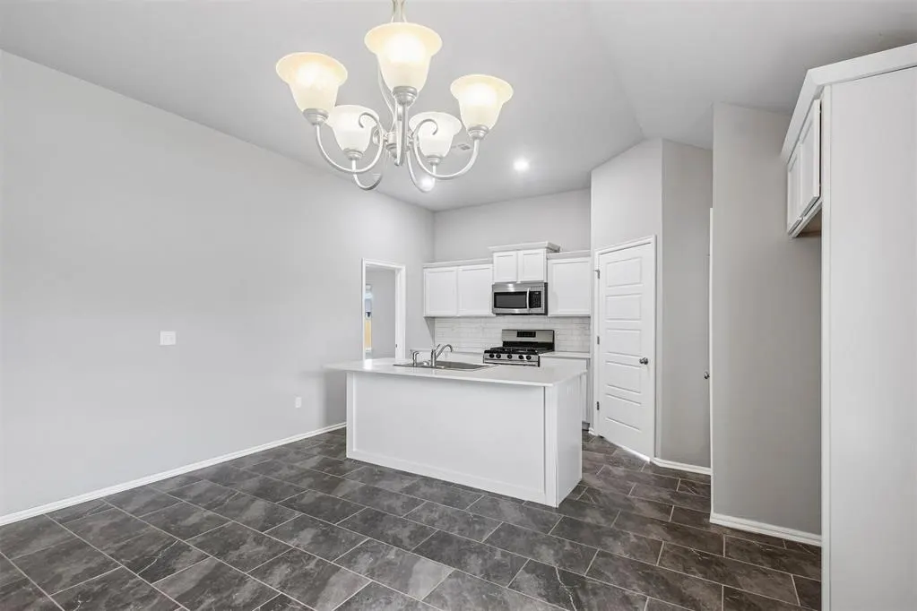 Photo 12 — 9201 SW 45th Terrace, Oklahoma City, OK 73179