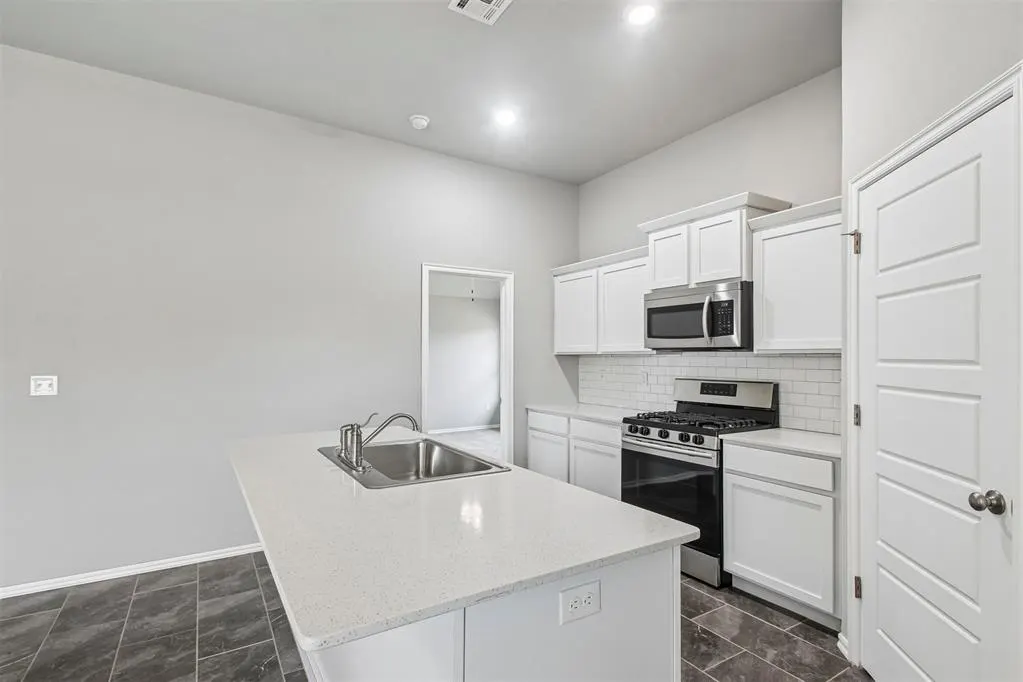 Photo 15 — 9201 SW 45th Terrace, Oklahoma City, OK 73179