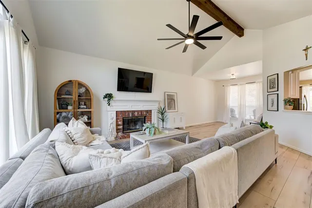 Photo 3 — 1209 Salem Avenue, Edmond, OK 73003