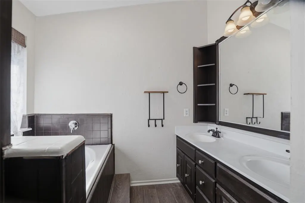 Photo 11 — 508 Santa Fe Terrace, Edmond, OK 73012
