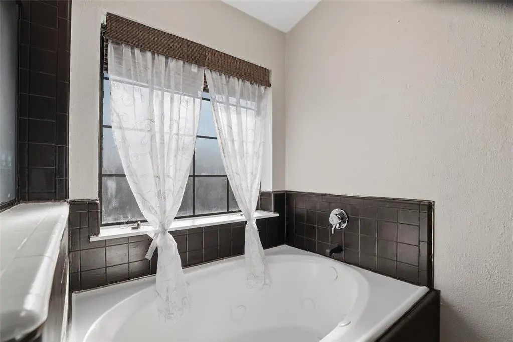 Photo 13 — 508 Santa Fe Terrace, Edmond, OK 73012