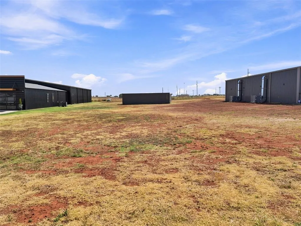Photo 12 — 645 Industrial Parkway, Kingfisher, OK 73750