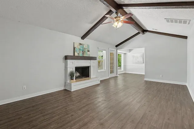 Photo 7 — 713 Banner Avenue, Edmond, OK 73013