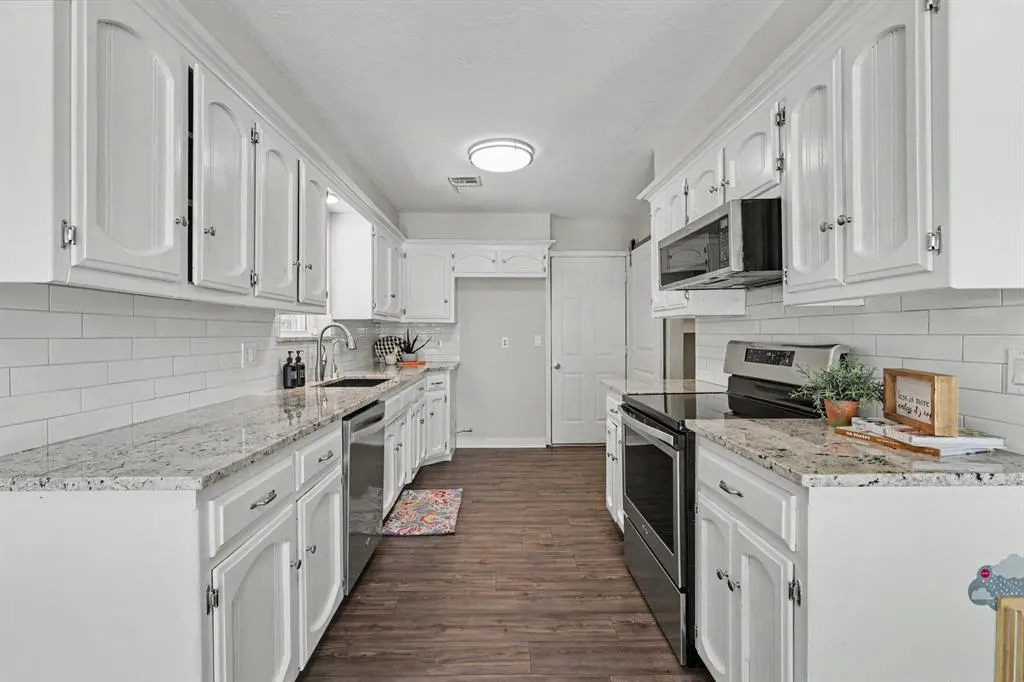 Photo 8 — 713 Banner Avenue, Edmond, OK 73013