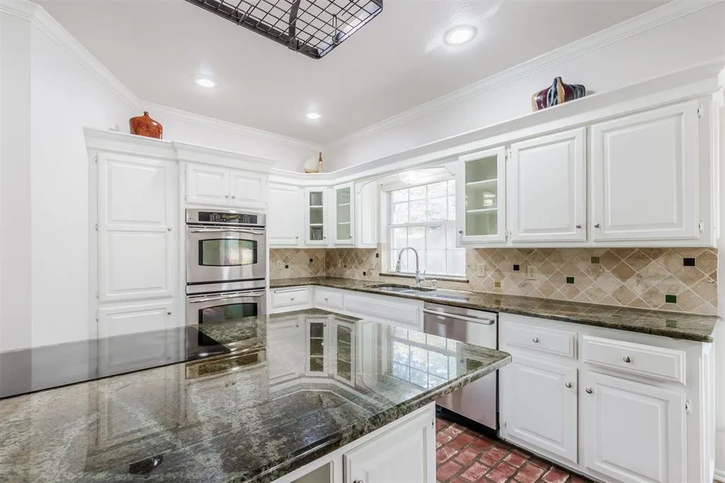 Photo 24 — 2209 Wildwood Terrace, Edmond, OK 73034