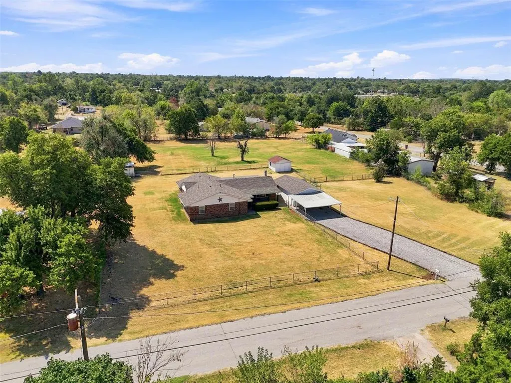 Photo 6 — 10220 NE 19th Street, Oklahoma City, OK 73141