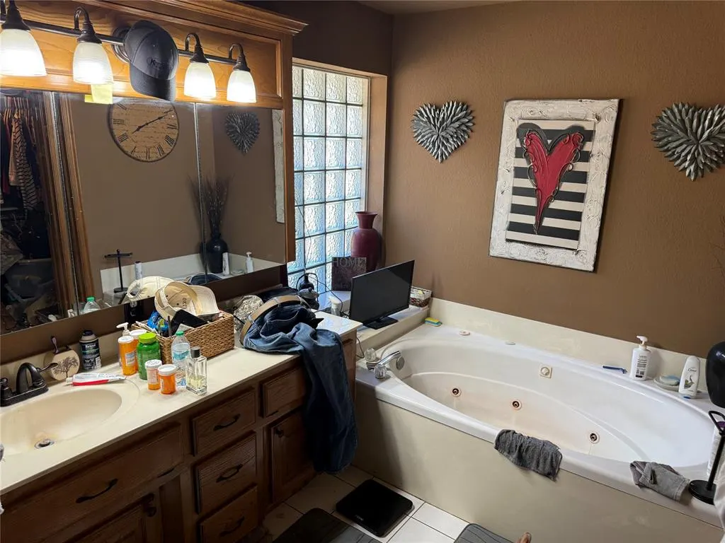 Photo 17 — 873 Oaklawn Drive, Tuttle, OK 73089