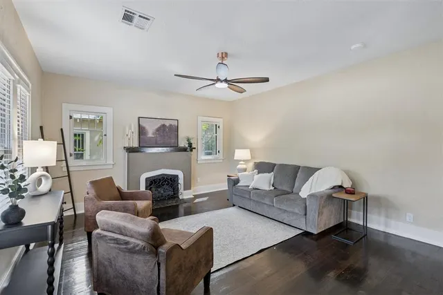 Photo 7 — 610 NW Dearborn Avenue, Lawton, OK 73507