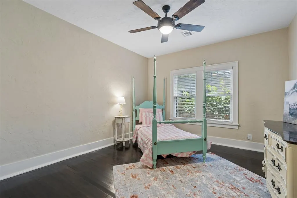 Photo 18 — 610 NW Dearborn Avenue, Lawton, OK 73507
