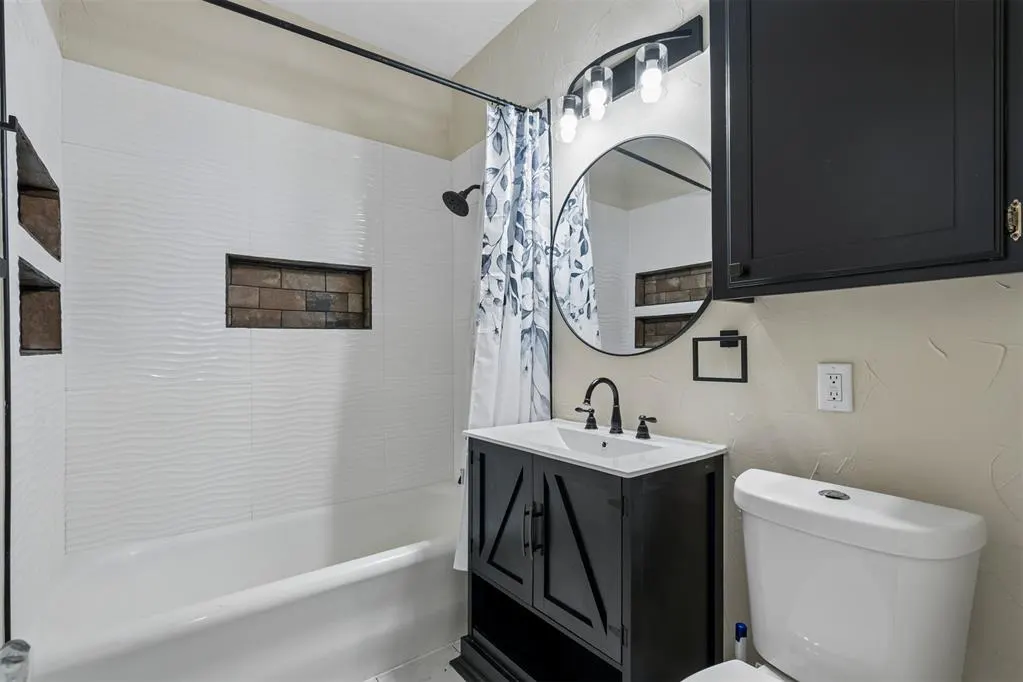 Photo 20 — 610 NW Dearborn Avenue, Lawton, OK 73507