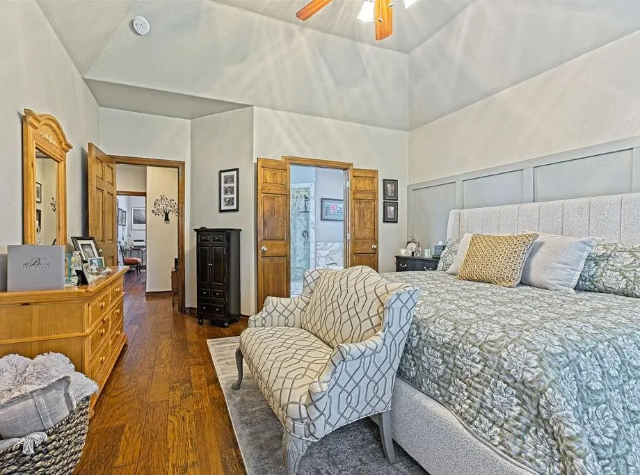 Photo 13 — 2422 Blackoak Court, Blanchard, OK 73010