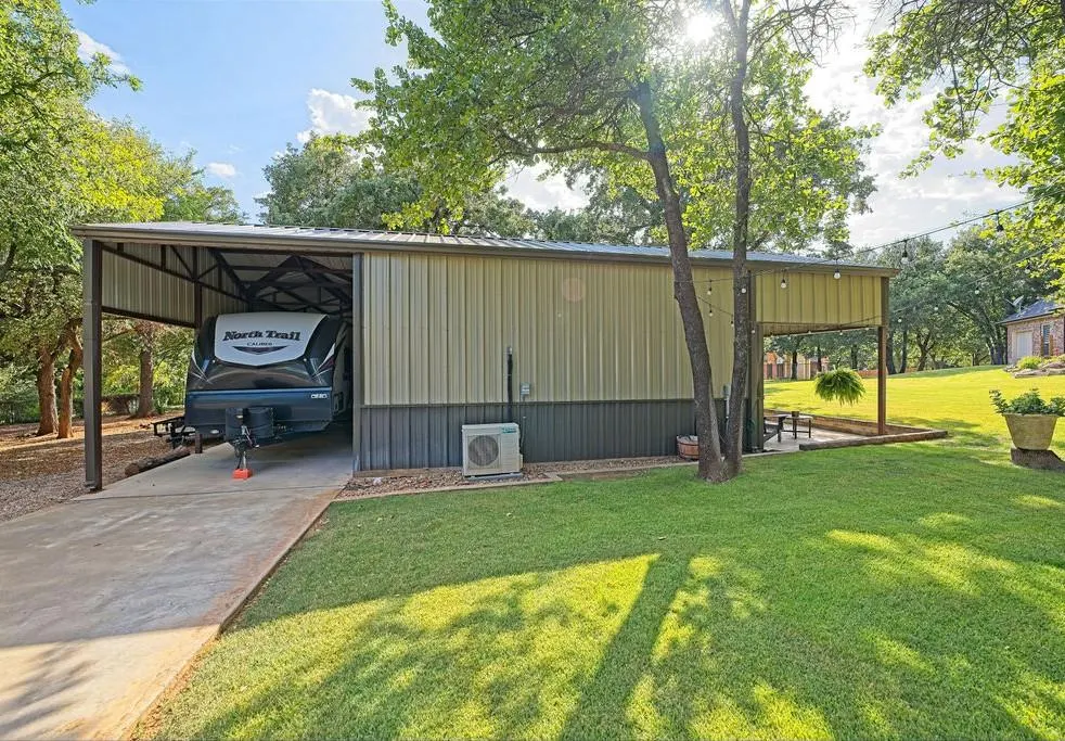 Photo 33 — 2422 Blackoak Court, Blanchard, OK 73010