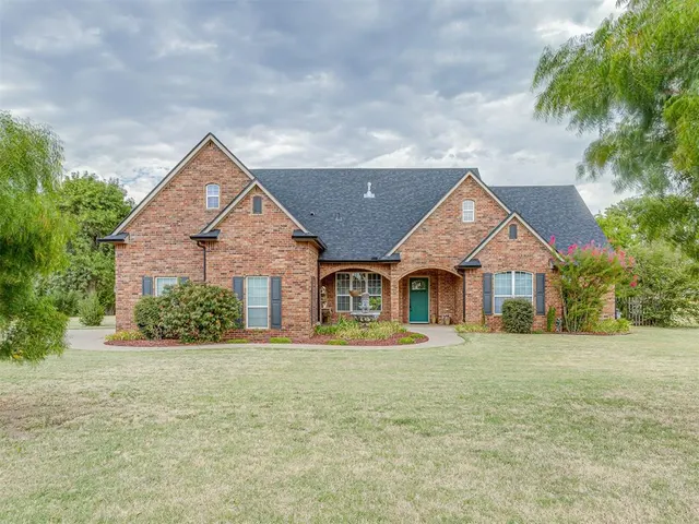 Photo 2 — 18775 308th Street, Norman, OK 73072