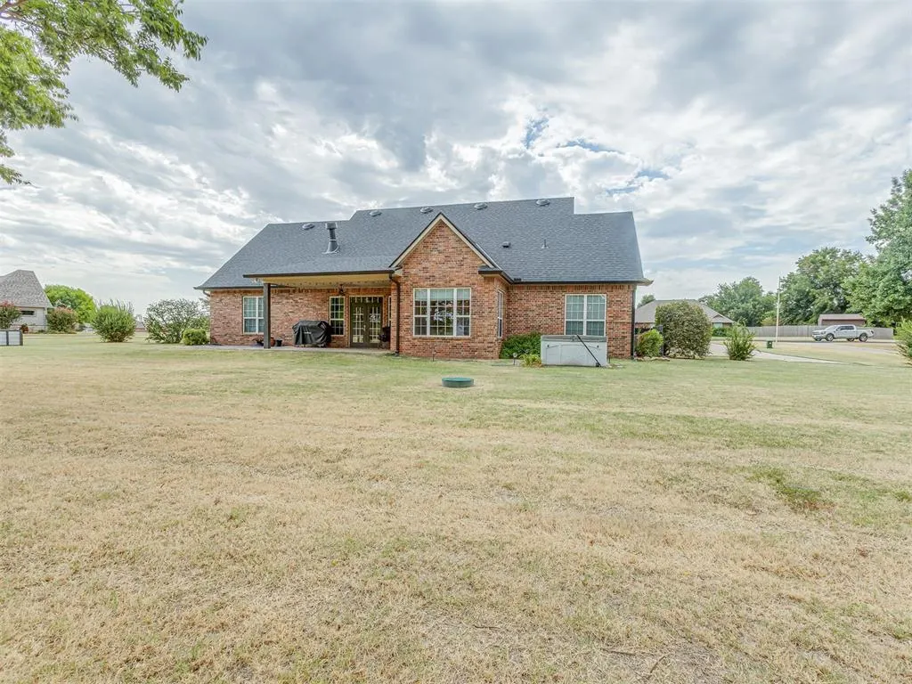 Photo 47 — 18775 308th Street, Norman, OK 73072