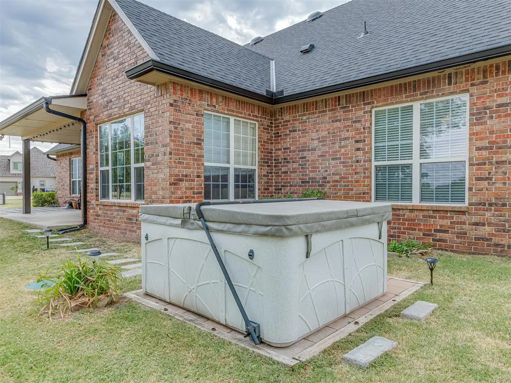 Photo 48 — 18775 308th Street, Norman, OK 73072