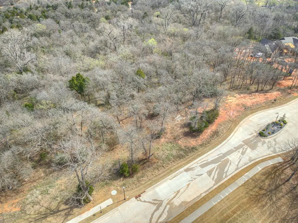 Photo 11 — 13800 Shoreline Boulevard, Edmond, OK 73013