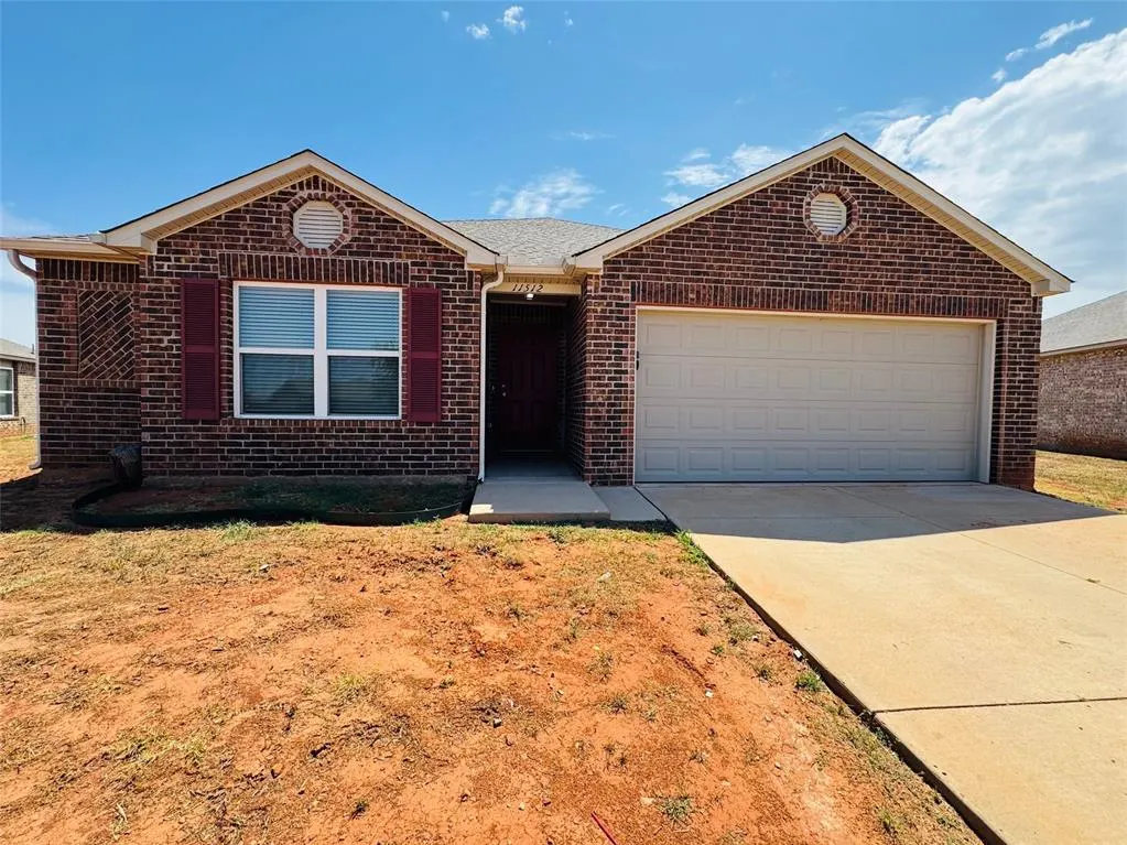 Photo 2 — 11512 Ruger Road, Yukon, OK 73099