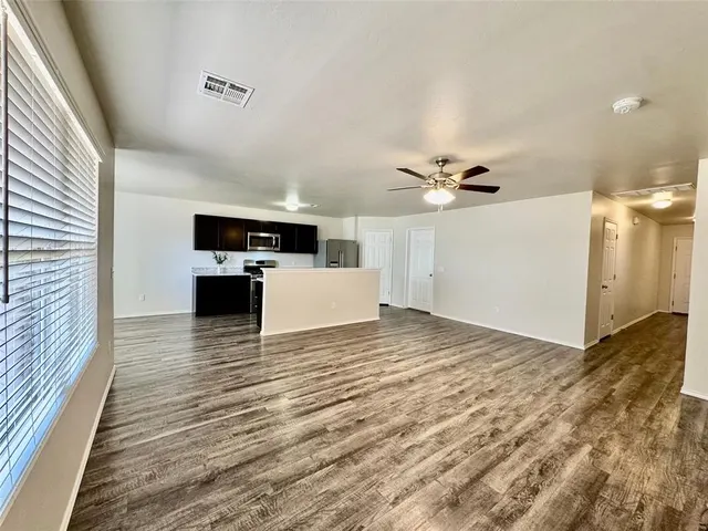 Photo 4 — 11512 Ruger Road, Yukon, OK 73099