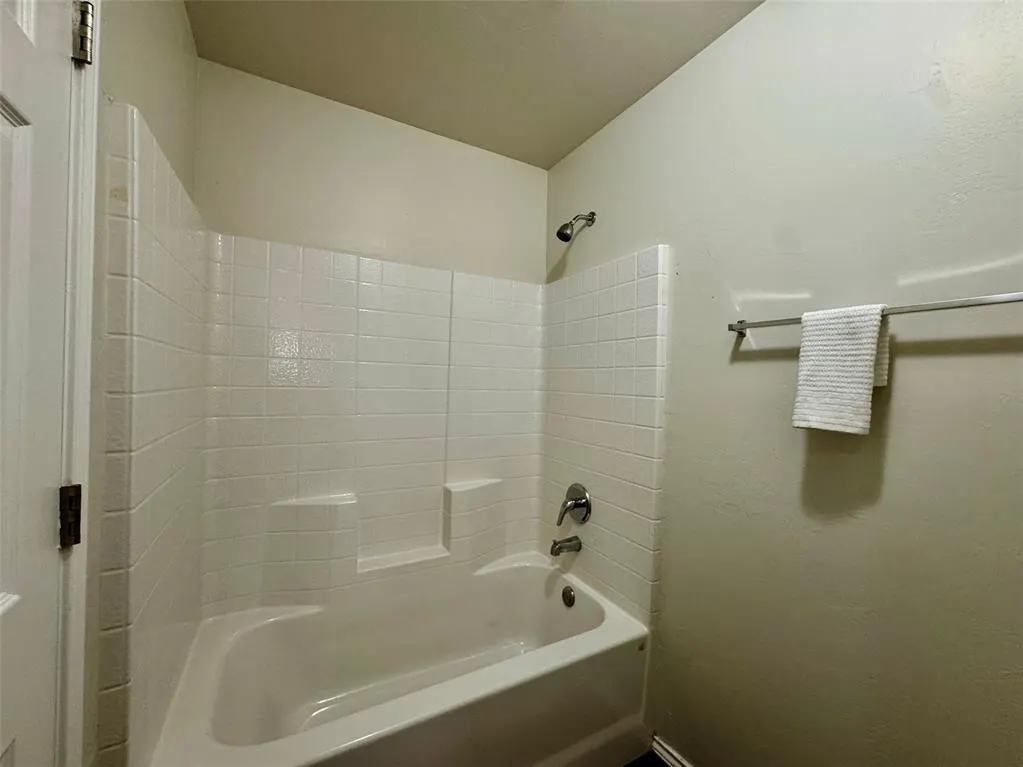 Photo 33 — 11512 Ruger Road, Yukon, OK 73099