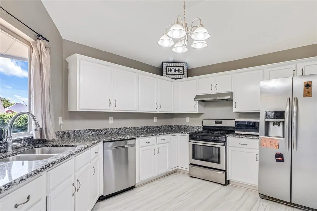 Photo 7 — 716 Woodbriar, Noble, OK 73068