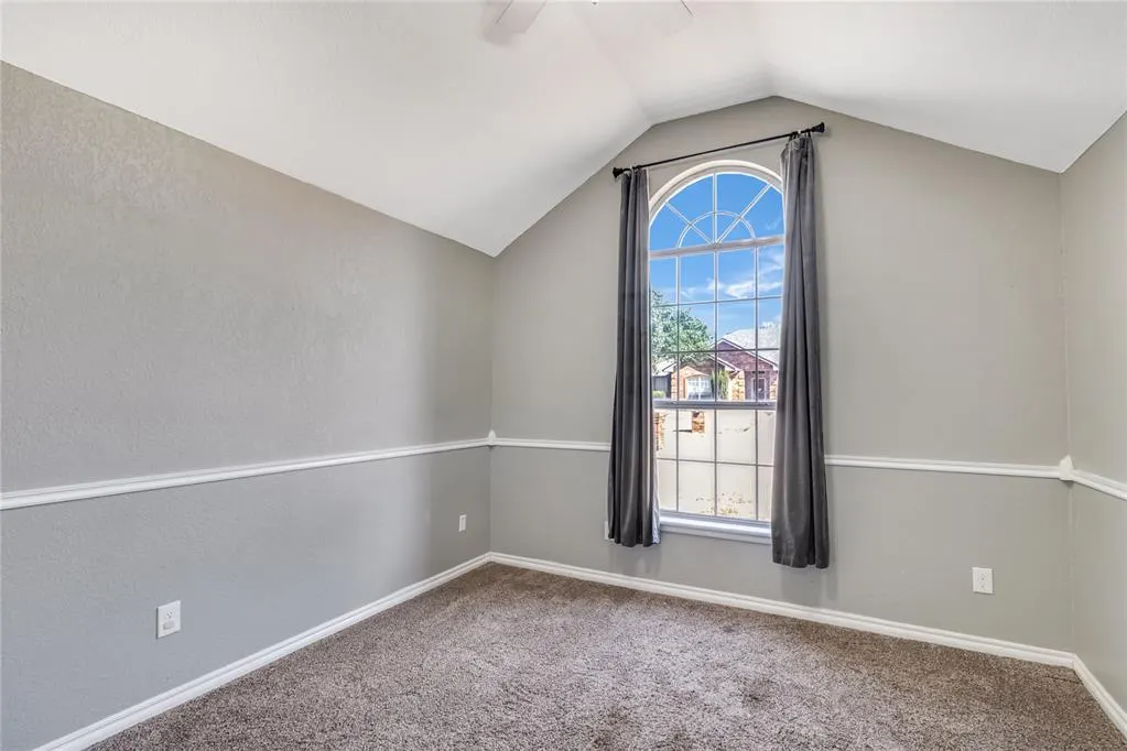 Photo 17 — 716 Woodbriar, Noble, OK 73068