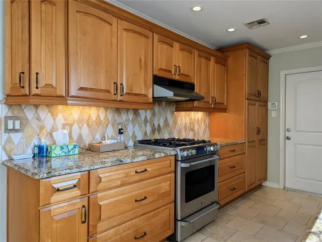 Photo 7 — 7705 NW 30th Terrace, Bethany, OK 73008