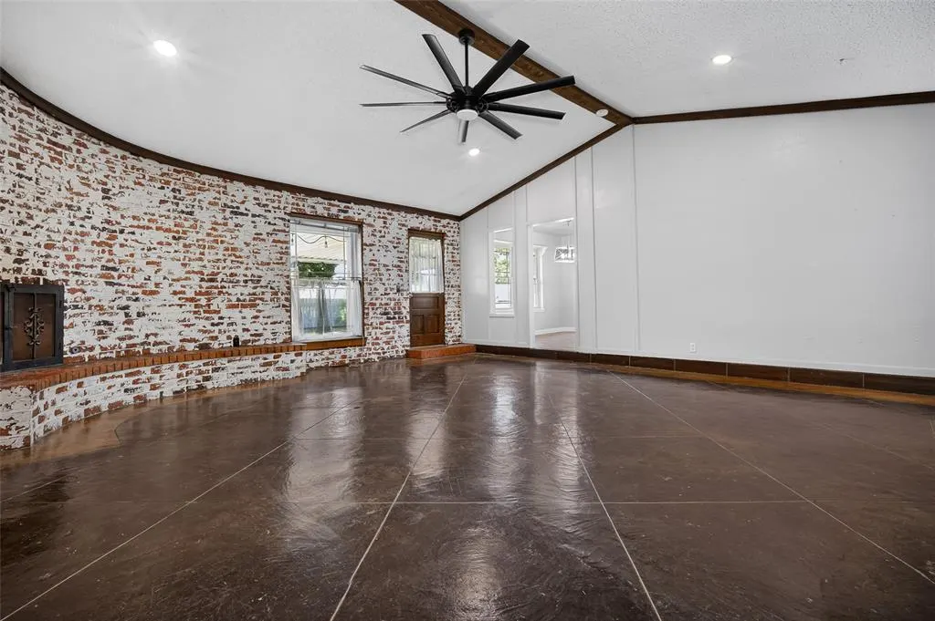 Photo 4 — 108 W Parkland Drive, Yukon, OK 73099