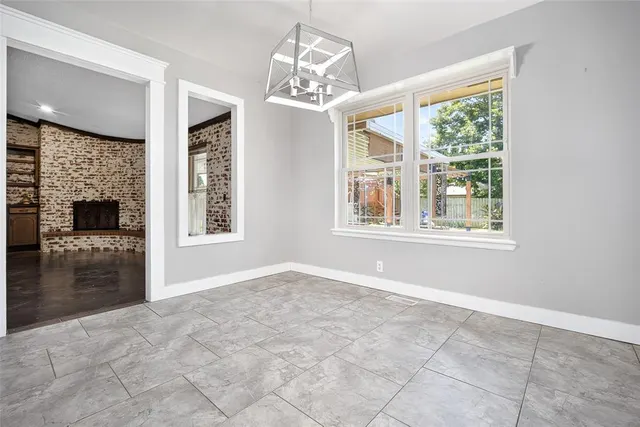 Photo 5 — 108 W Parkland Drive, Yukon, OK 73099