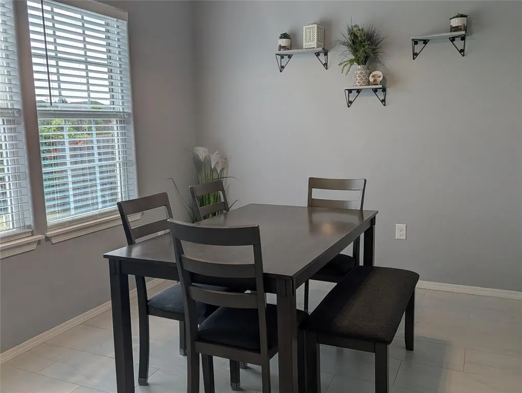 Photo 9 — 137 SW 7th Street, Moore, OK 73160