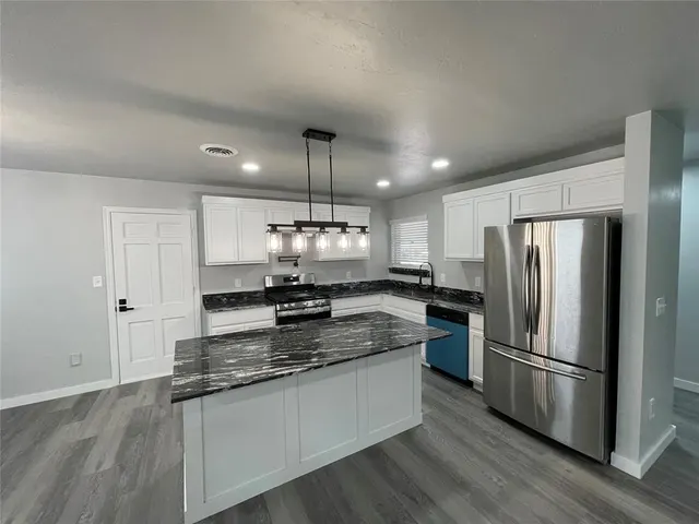 Photo 5 — 2520 SW 63rd Place, Oklahoma City, OK 73159