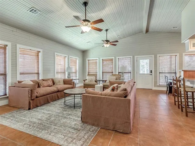 Photo 8 — 1656 McNally Road, Eufaula, OK 74432
