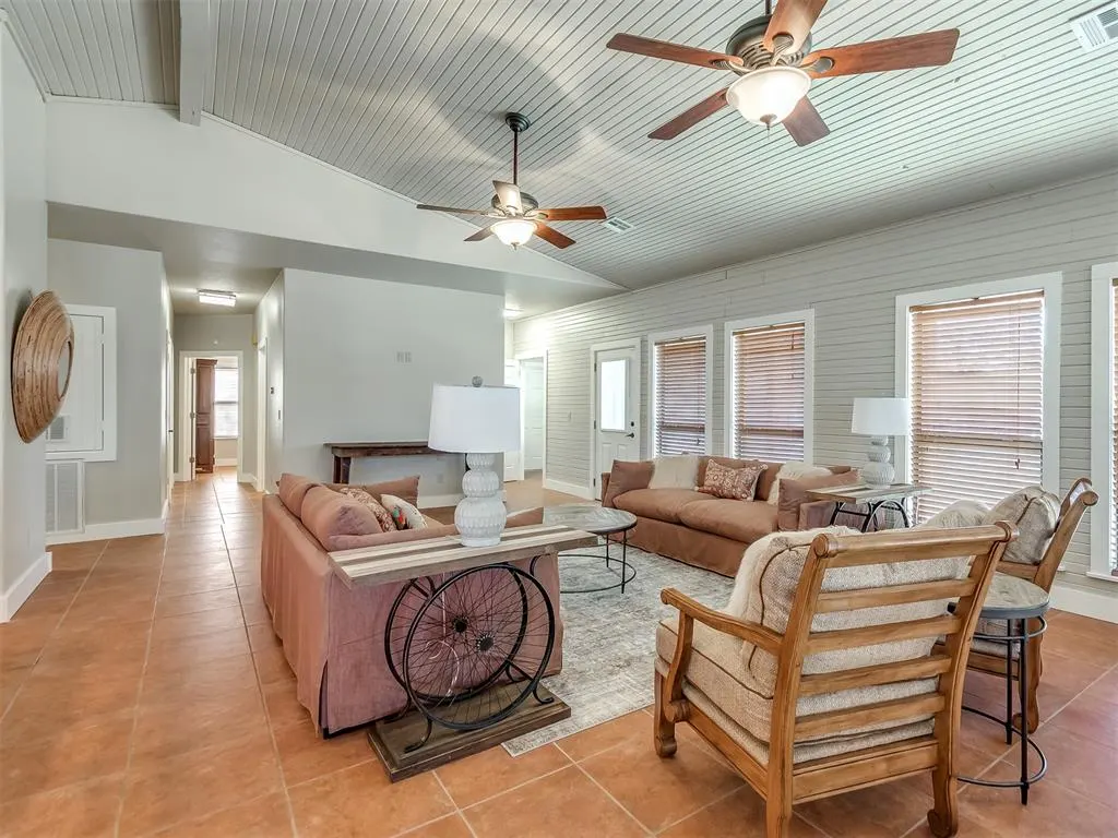 Photo 9 — 1656 McNally Road, Eufaula, OK 74432