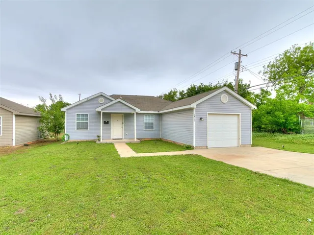 Photo 2 — 1415 NW 98th Street, Oklahoma City, OK 73114