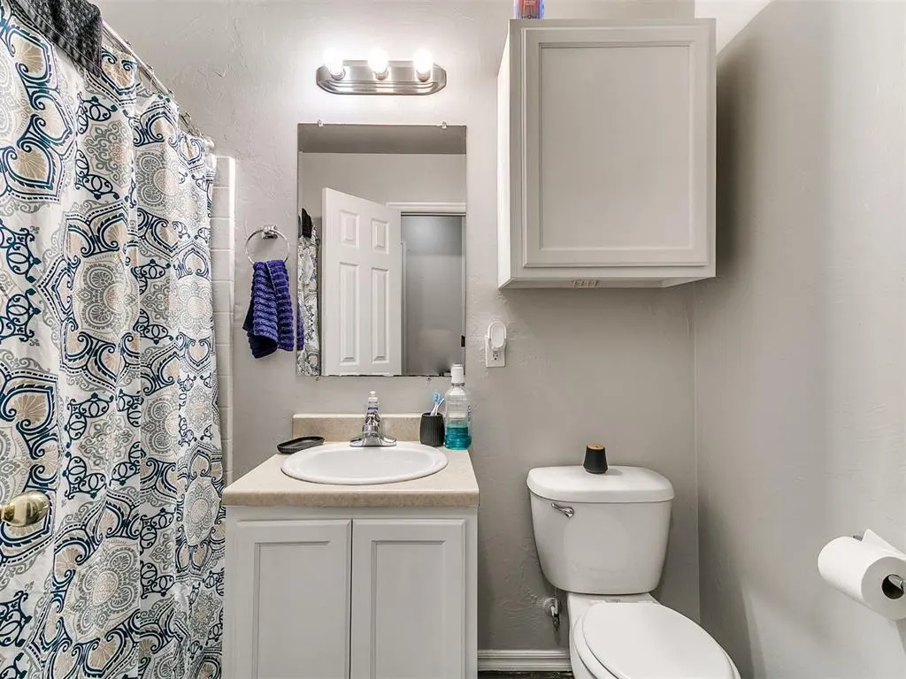 Photo 15 — 1415 NW 98th Street, Oklahoma City, OK 73114