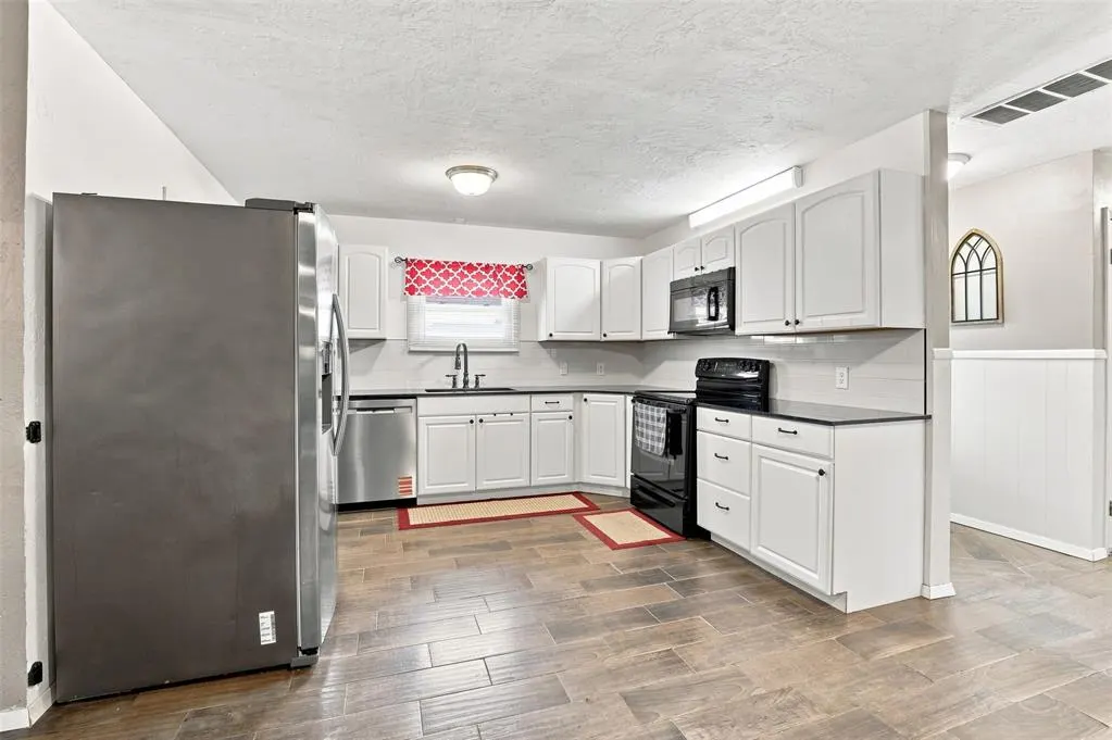 Photo 10 — 302 W Chisholm Drive, Kingfisher, OK 73750