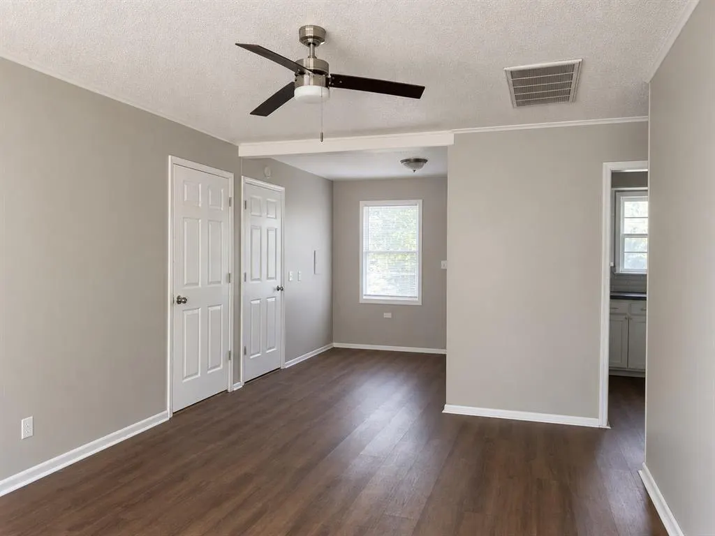Photo 5 — 439 S 66th East Avenue, Tulsa, OK 74112