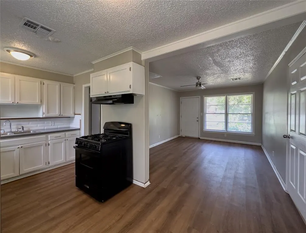 Photo 8 — 439 S 66th East Avenue, Tulsa, OK 74112