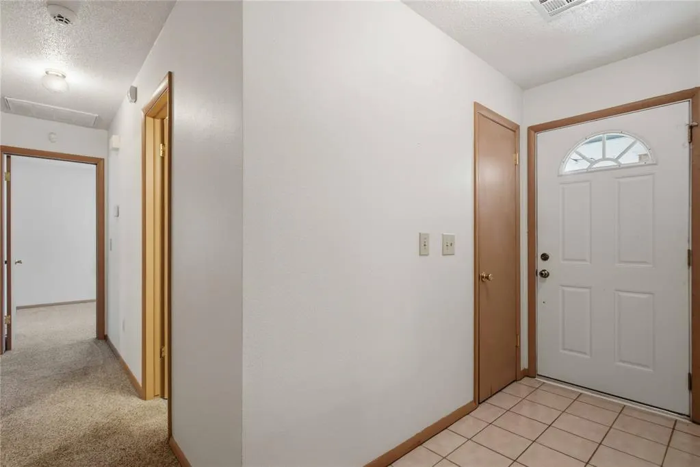 Photo 3 — 612 Moraine Avenue, Midwest City, OK 73130