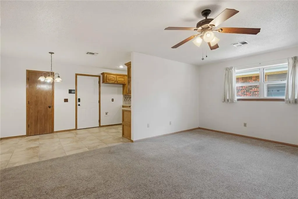 Photo 10 — 612 Moraine Avenue, Midwest City, OK 73130