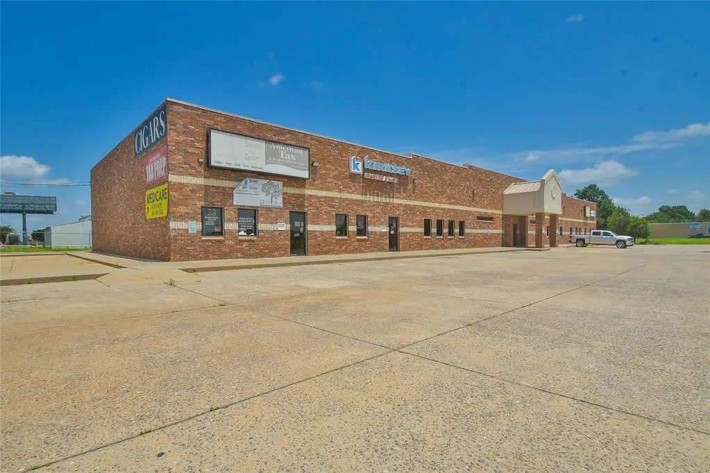 Front exterior — 2501 NE 23rd Street A, Oklahoma City, OK 73111