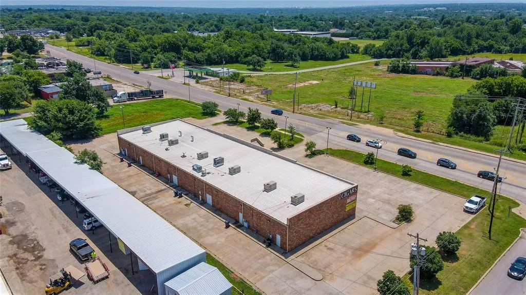 Photo 22 — 2501 NE 23rd Street A, Oklahoma City, OK 73111