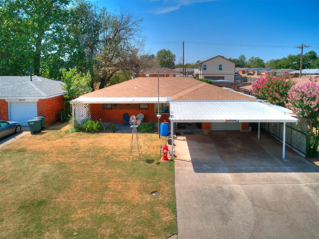 Photo 4 — 2305 Knox Drive, Oklahoma City, OK 73115
