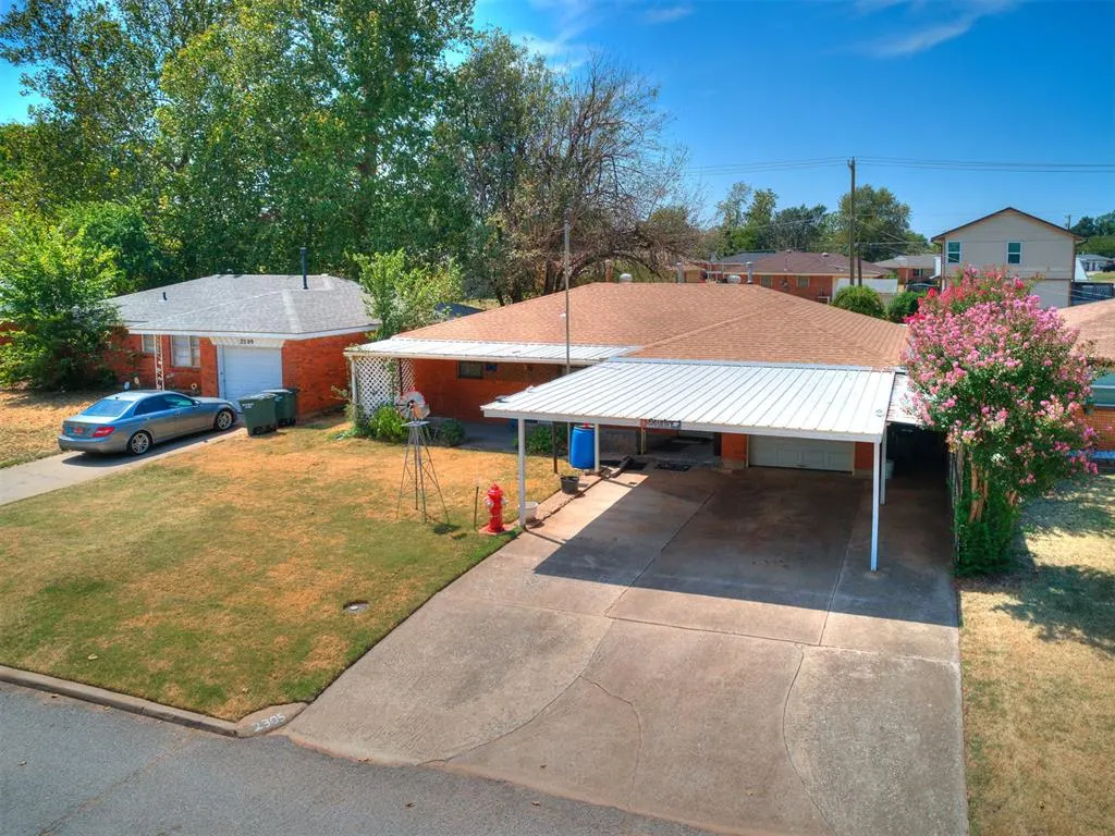 Photo 5 — 2305 Knox Drive, Oklahoma City, OK 73115