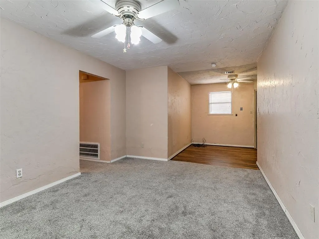Photo 13 — 2305 Knox Drive, Oklahoma City, OK 73115