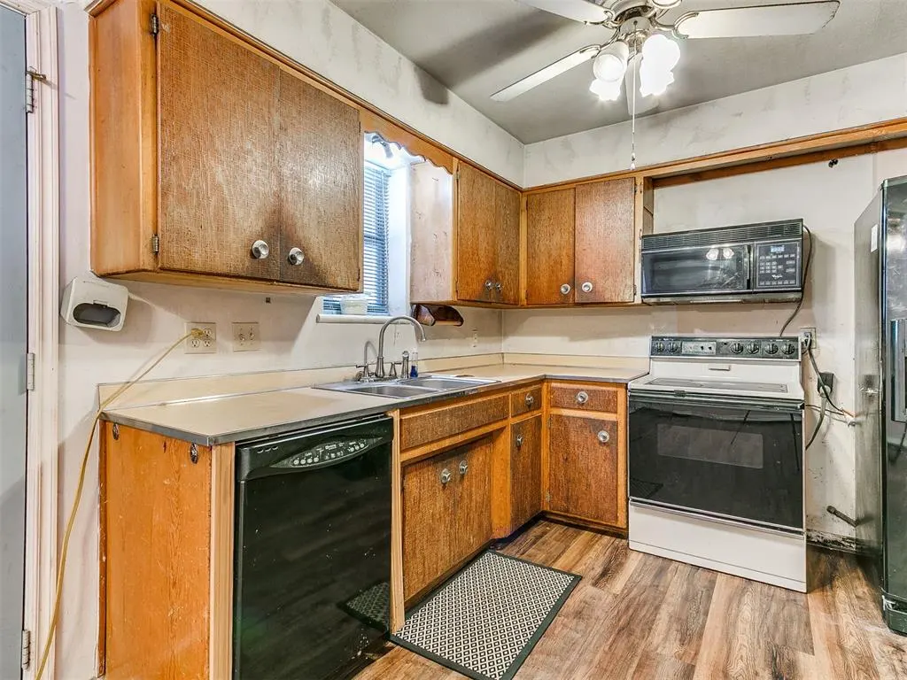 Photo 20 — 2305 Knox Drive, Oklahoma City, OK 73115