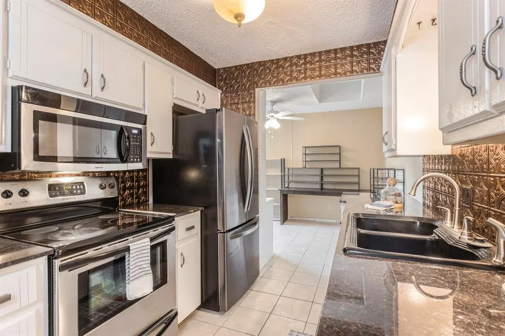 Photo 5 — 7129 NW 16th Street 7129, Bethany, OK 73008